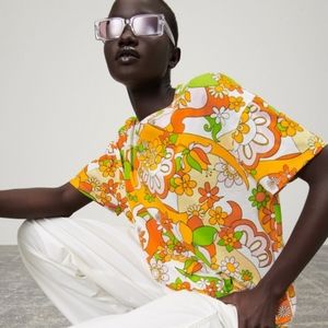 NWT Zara Floral Print Neon Boxy T-Shirt size S